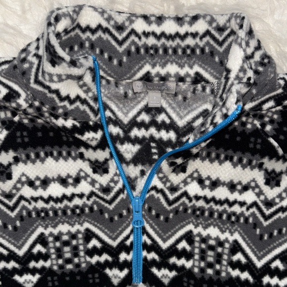 T by Talbots Half Zip Geo Print Fleece Pullover Kangaroo🦘Pocket, Size P - Picture 6 of 15